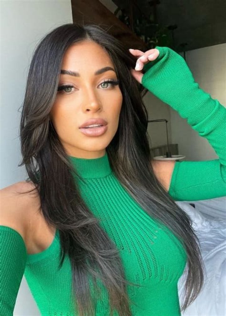 Imogen Ewan Height, Weight, Age, Boyfriend, Father