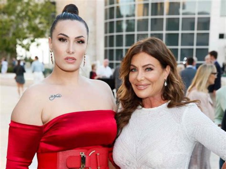 Kelly LeBrock's daughter Arissa LeBrock is currently enjoying her Single Life