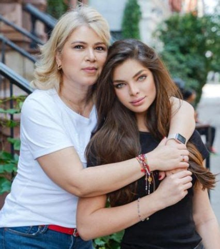 Who Are Model Nadia Ferreira Parents?Meet Her Mom Ludy Ferreira And Sister Eli Ferreira On Instagram